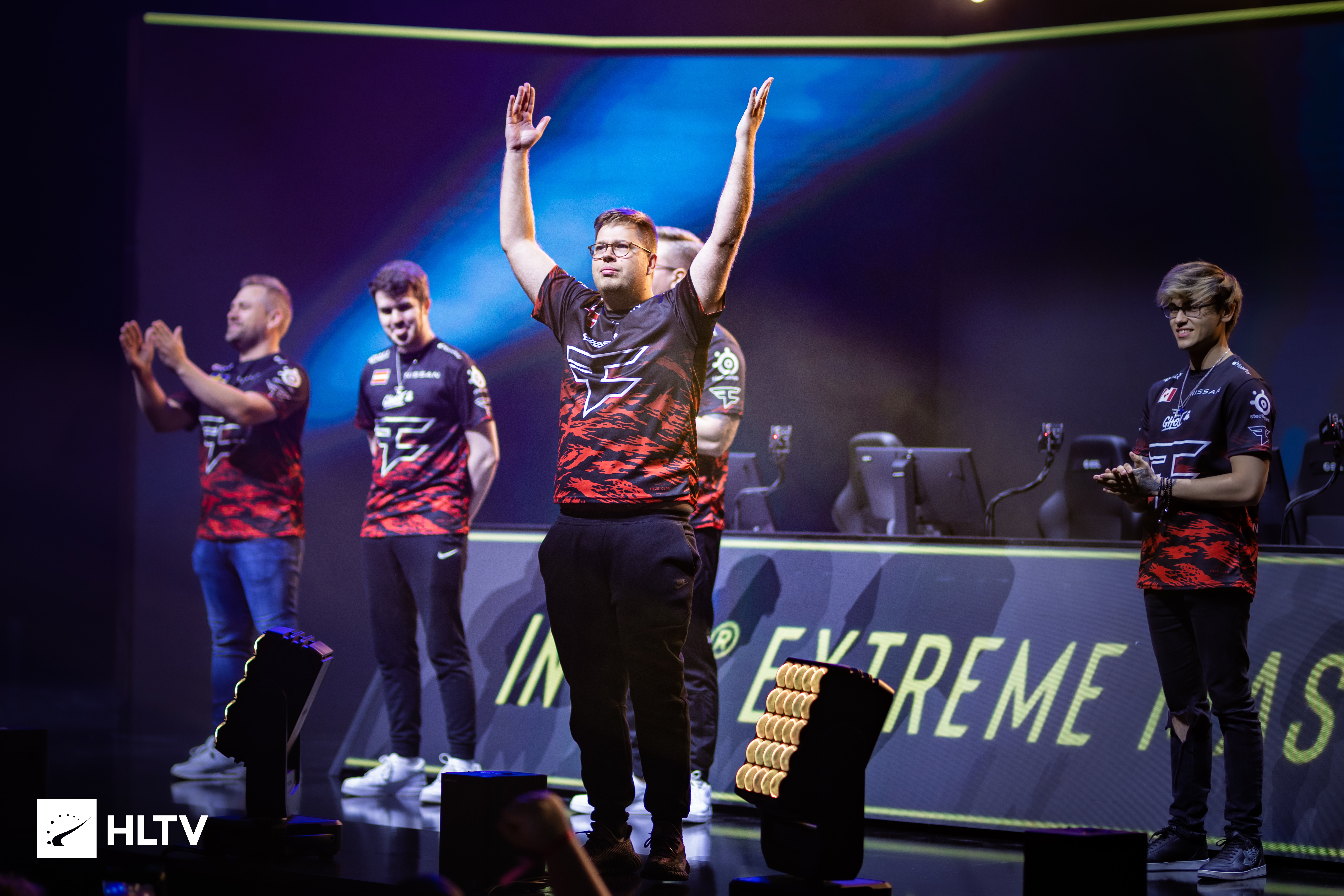 NAVI将在StarLadder StarSeries Fall 2025的上半区半决赛中面对 Passion UA